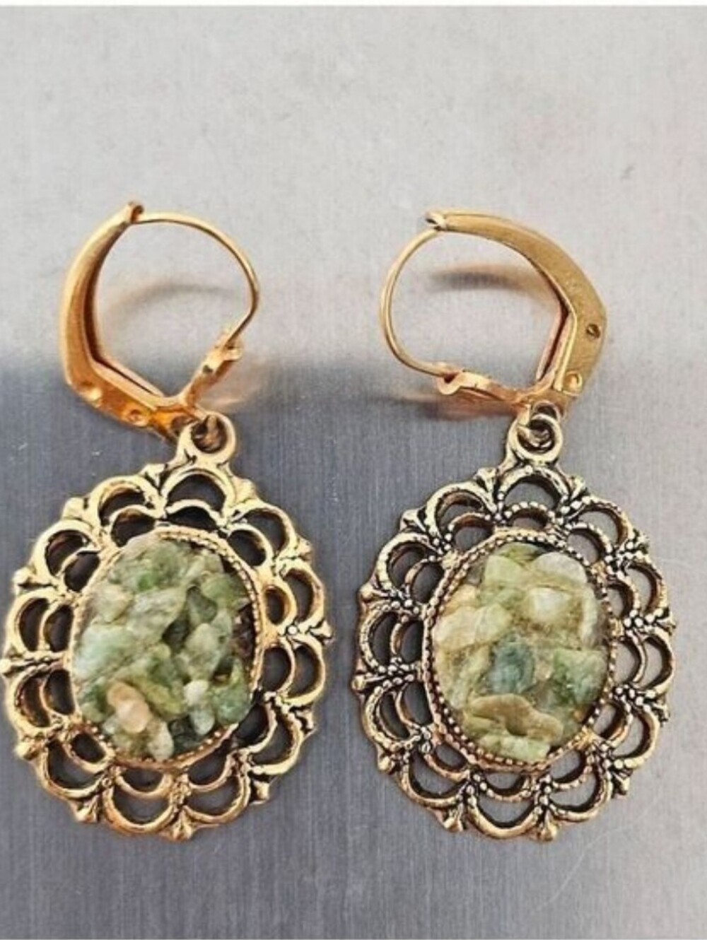 VINTAGE Jade Chip Pierced Gold Earrings